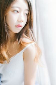 正面偷拍女厕36个美女嘘嘘